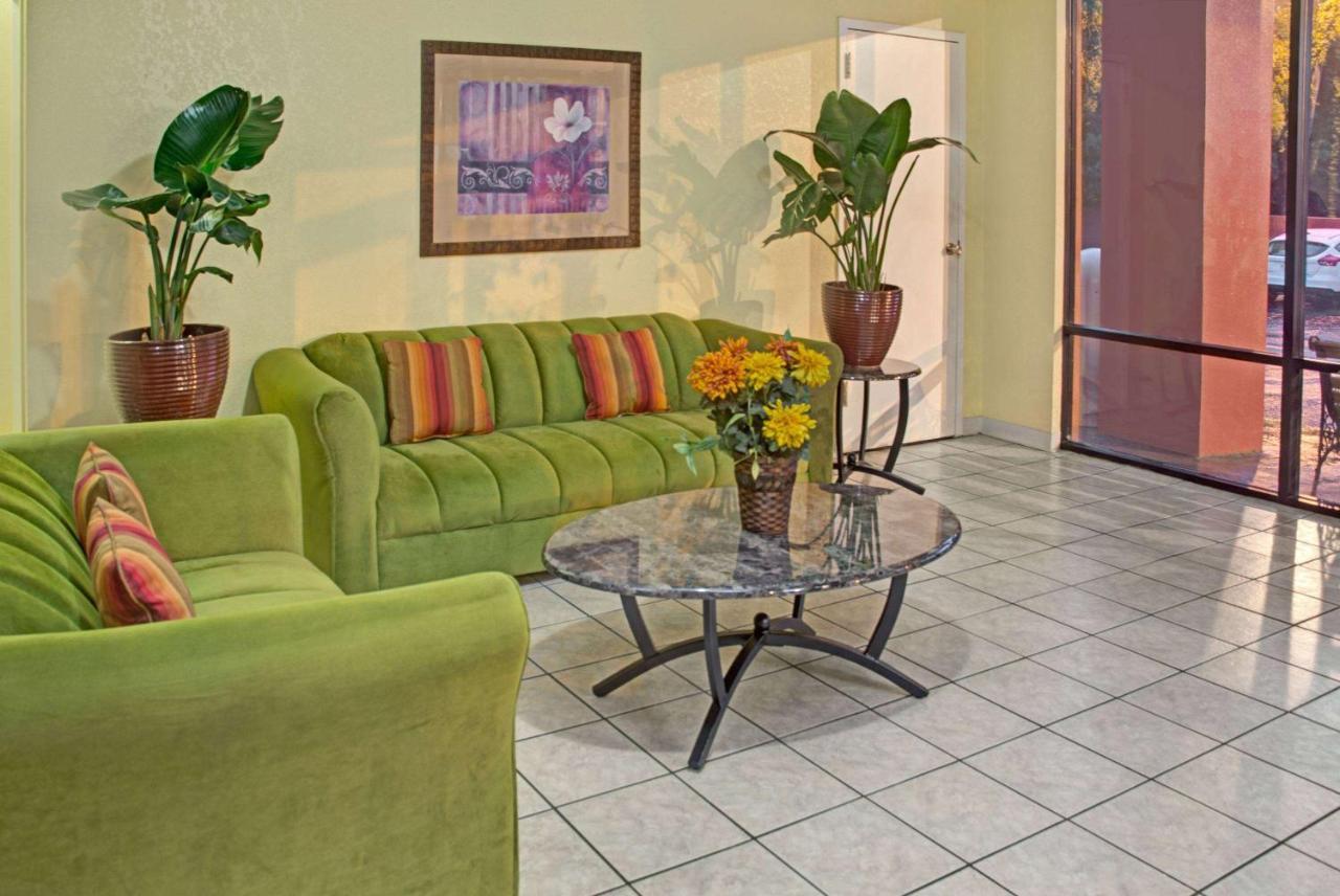Days Inn By Wyndham Cocoa Cruiseport West At I-95/524 Extérieur photo