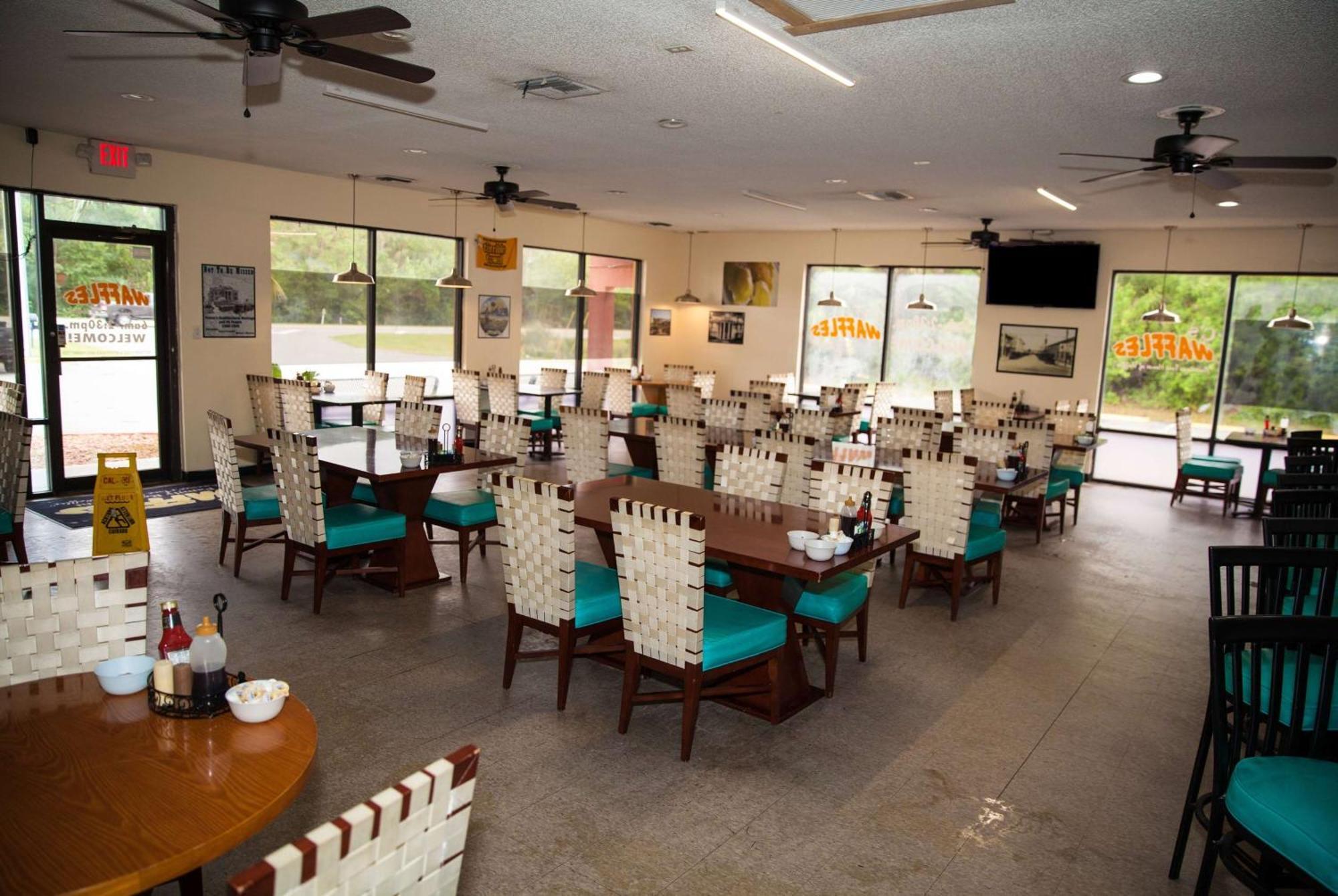 Days Inn By Wyndham Cocoa Cruiseport West At I-95/524 Extérieur photo