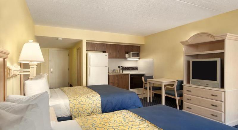 Days Inn By Wyndham Cocoa Cruiseport West At I-95/524 Extérieur photo