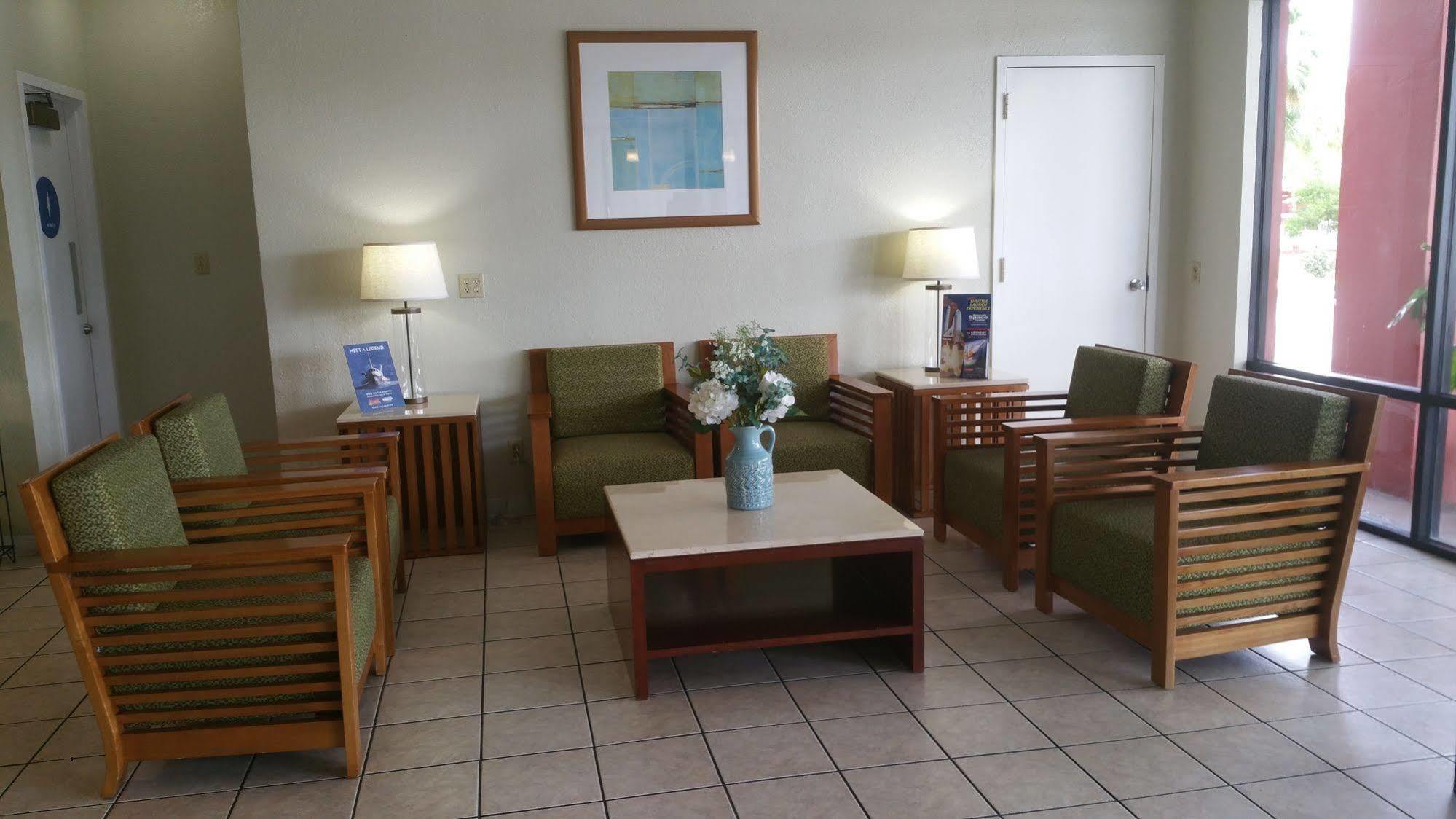 Days Inn By Wyndham Cocoa Cruiseport West At I-95/524 Extérieur photo