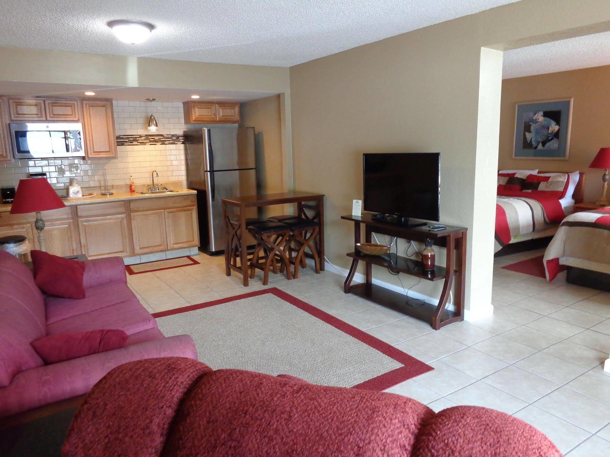 Days Inn By Wyndham Cocoa Cruiseport West At I-95/524 Extérieur photo